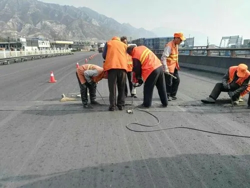 恒山道路桥梁病害治理